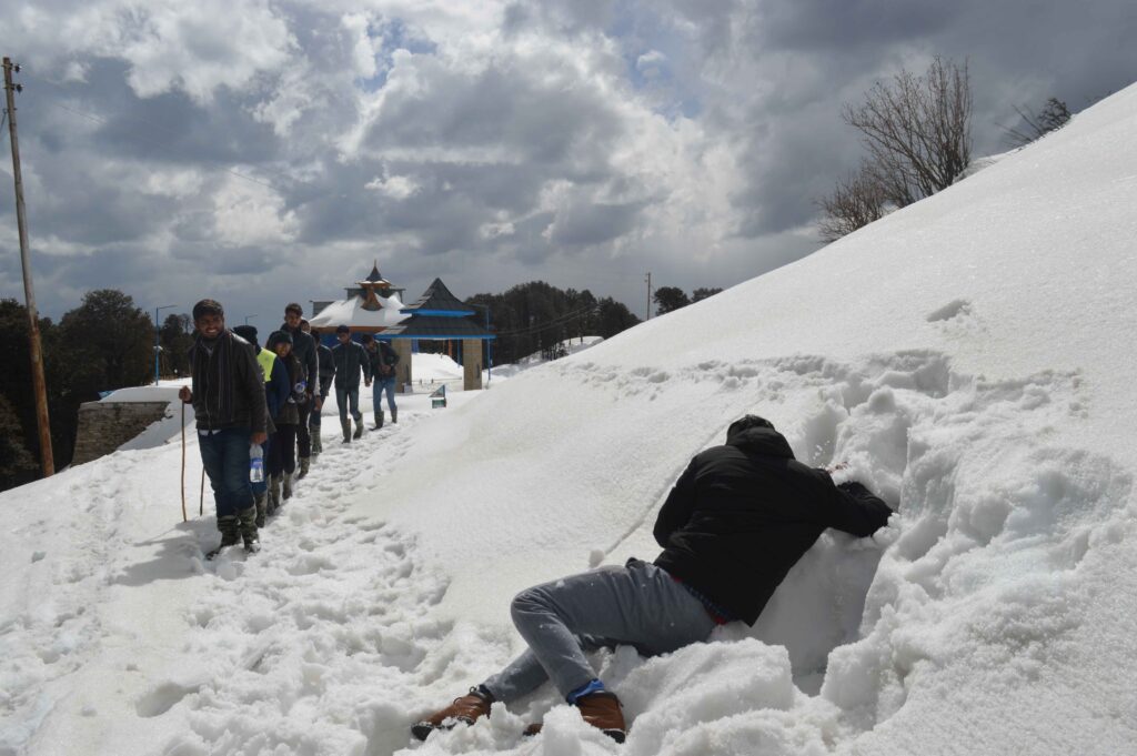 people enjoying at Hatu peak