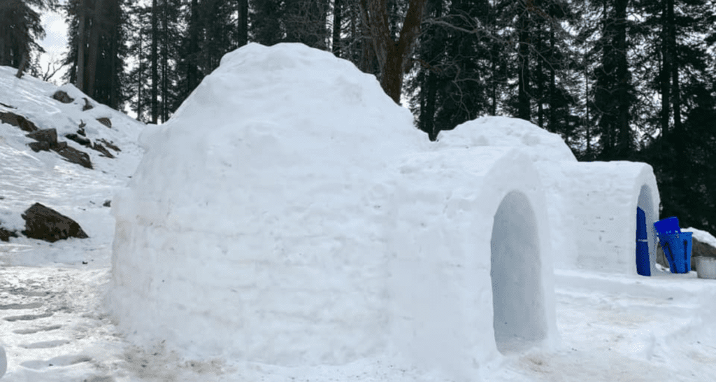 Igloo in Narkanda (Jhamunda) Hatu Snow Sports Narkanda.